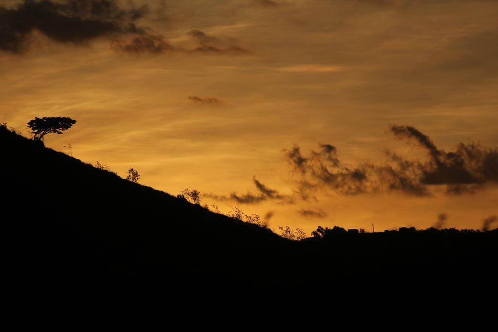 Pousada Sitio Do Sossego Monte Alegre do Sul Exteriör bild